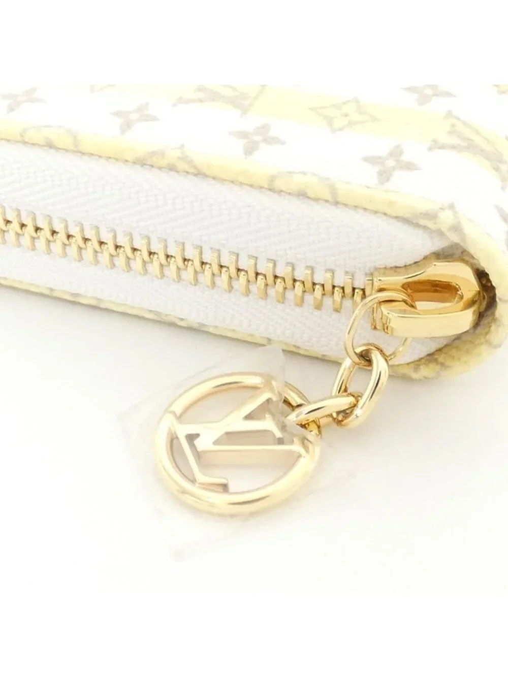 Louis Vuitton L Zippy Wallet